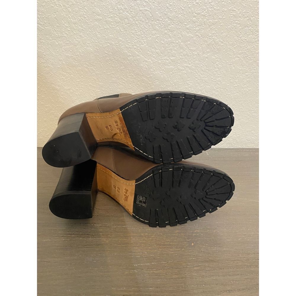 Coach Tan Brown Leather Chelsea Block Heel Ankle Boots Lug Sole Womens 8.5 B - Picture 6 of 10